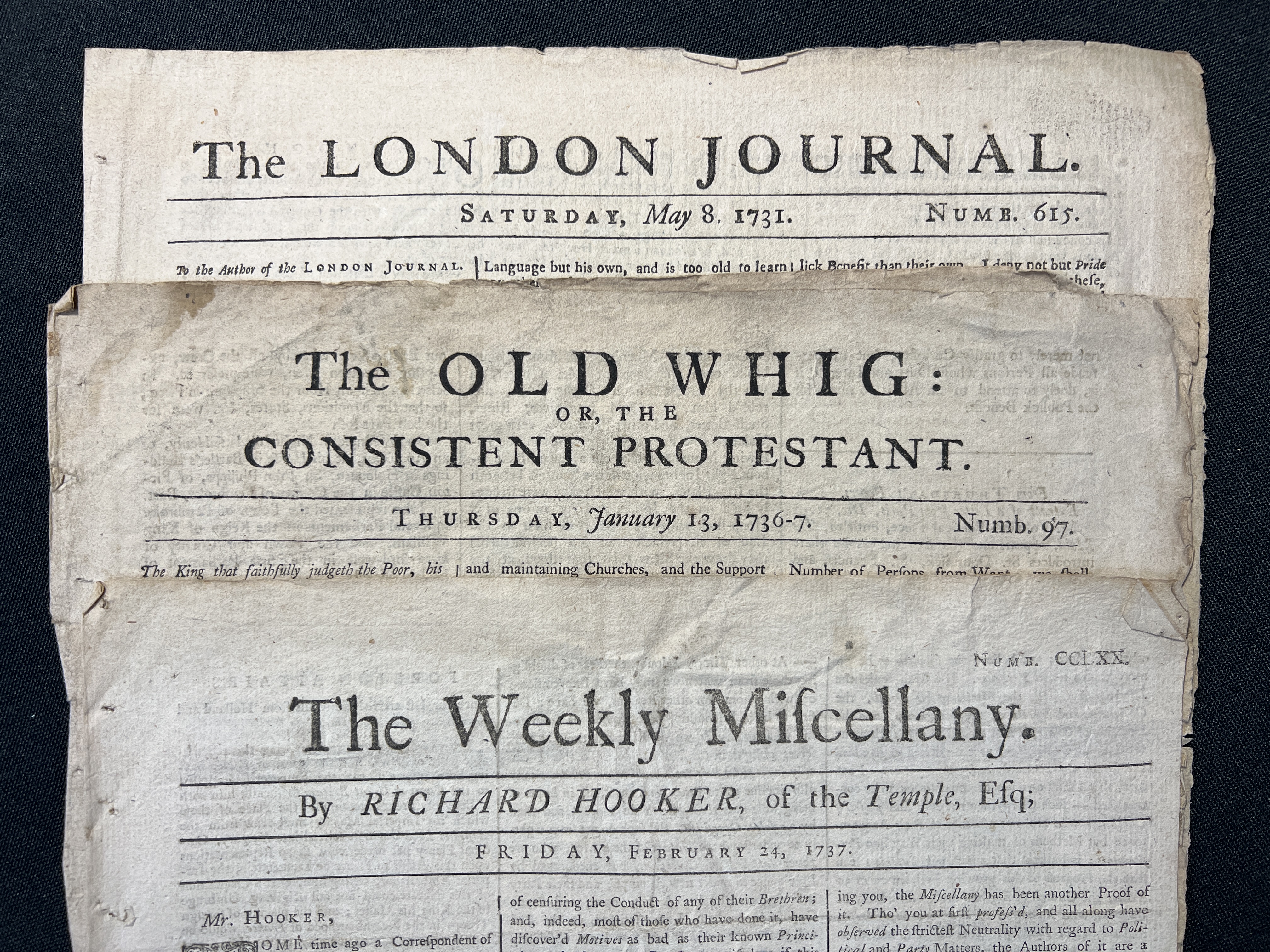 1674 Very old English newspapers (Lot 47)